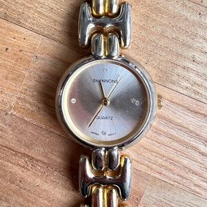 Shannons ladies two tone dress watch NEW BATTERY